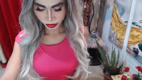 Snapshot of angelic_face_808 chatting on 2, 2, 2025 DIVINE ANGEL online show from 2, 2, 2025