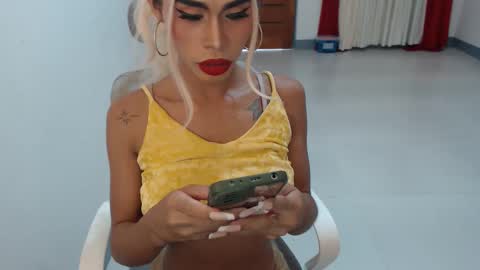 Snapshot of angelic_face_808 chatting on 13, 9, 2025 DIVINE ANGEL online show from 13, 9, 2025