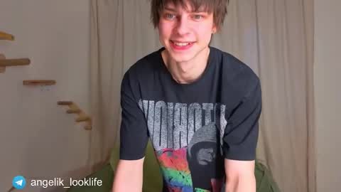 Snapshot of angelic_look chatting on 13, 3, 2026 Daniel online show from 13, 3, 2026