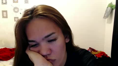 Snapshot of angelic_slutxx chatting on 20, 1, 2025 Yhanna online show from 20, 1, 2025