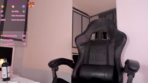 U can call me Angel online show from 5, 12, 2024