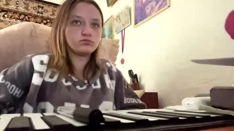 Snapshot of angelicabloomingdale chatting on 10, 10, 2025 Lina online show from 10, 10, 2025