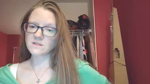 Snapshot of angelicangel3 chatting on 26, 4, 2026 AngelicAngel online show from 26, 4, 2026