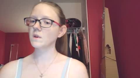 Snapshot of angelicangel3 chatting on 11, 5, 2026 AngelicAngel online show from 11, 5, 2026