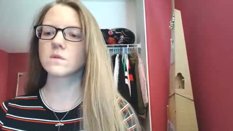 Snapshot of angelicangel3 chatting on 13, 5, 2026 AngelicAngel online show from 13, 5, 2026