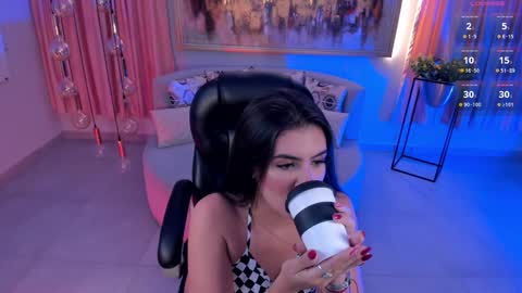 Snapshot of angelicavega_ chatting on 4, 2, 2025 Angelica Vega online show from 4, 2, 2025