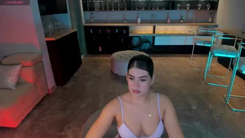 Snapshot of angelicavega_ chatting on 2, 3, 2025 Angelica Vega online show from 2, 3, 2025
