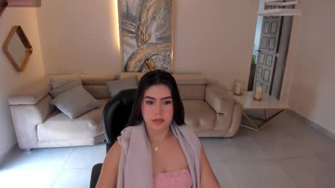 Snapshot of angelicavega_ chatting on 23, 11, 2025 Angelica Vega online show from 23, 11, 2025