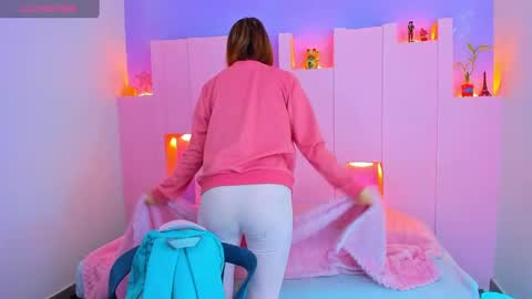 Snapshot of angelikarose1 chatting on 28, 1, 2025 Angelika Rose online show from 28, 1, 2025