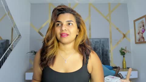 Snapshot of angelina_castro12 chatting on 14, 12, 2024 Angelina online show from 14, 12, 2024