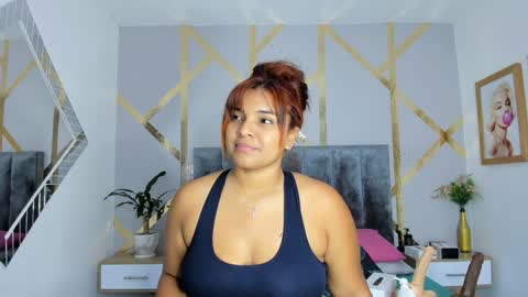 Snapshot of angelina_castro12 chatting on 16, 1, 2025 Angelina online show from 16, 1, 2025