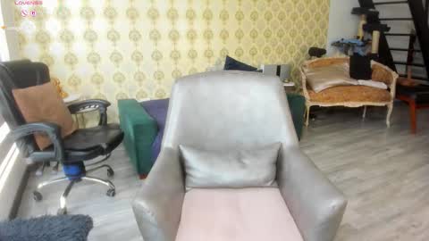 Snapshot of angelina_class_7 chatting on 23, 10, 2025 angelina_class_7 online show from 23, 10, 2025