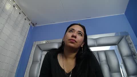 Snapshot of angelina_ny chatting on 5, 2, 2025 ANGELINA online show from 5, 2, 2025