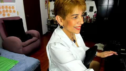 Angelina online show from 28, 4, 2026