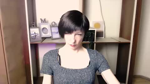 Angelina online show from 14, 11, 2025