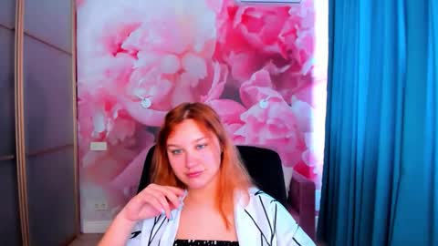 AngelinaLow online show from 14, 4, 2026