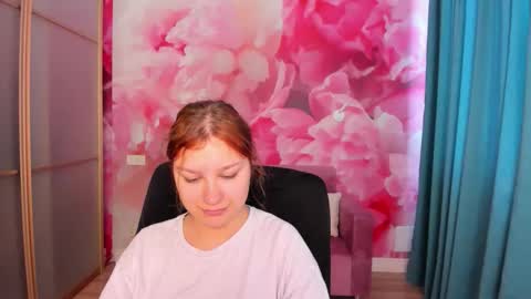 AngelinaLow online show from 17, 5, 2026