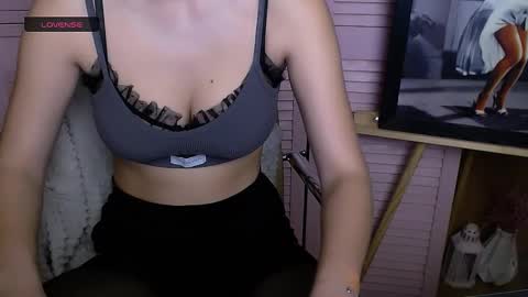 Snapshot of angelinamex_ chatting on 24, 2, 2025 Angelina online show from 24, 2, 2025