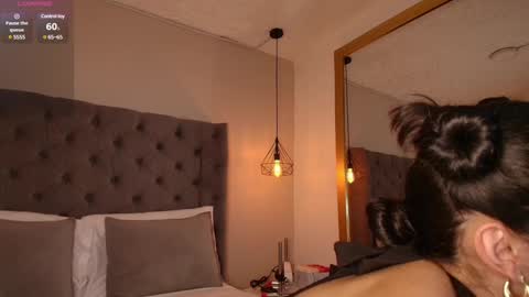 Snapshot of angelinarosss_ chatting on 9, 1, 2025   online show from 9, 1, 2025