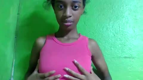Snapshot of angeline221173 chatting on 28, 4, 2026 angeline221173 online show from 28, 4, 2026