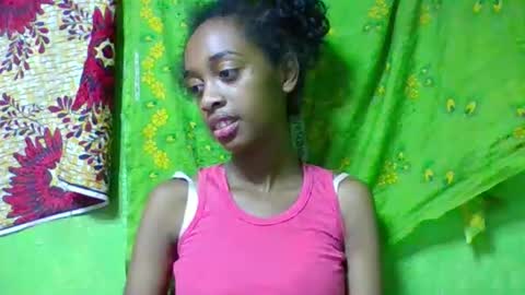 Snapshot of angeline221173 chatting on 2, 5, 2026 angeline221173 online show from 2, 5, 2026