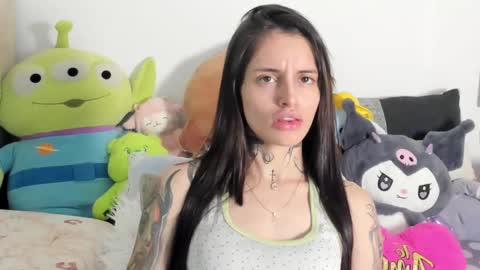 Angeline Smith  online show from 18, 12, 2025