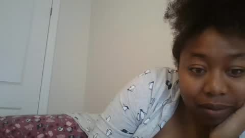 Snapshot of angeliquebelcaliz chatting on 21, 2, 2025 angeliquebelcaliz online show from 21, 2, 2025