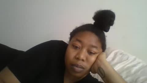 Snapshot of angeliquebelcaliz chatting on 23, 2, 2025 angeliquebelcaliz online show from 23, 2, 2025