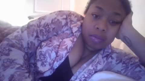 Snapshot of angeliquebelcaliz chatting on 8, 3, 2025 angeliquebelcaliz online show from 8, 3, 2025