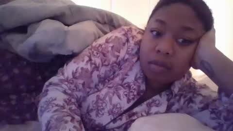 Snapshot of angeliquebelcaliz chatting on 8, 3, 2025 angeliquebelcaliz online show from 8, 3, 2025