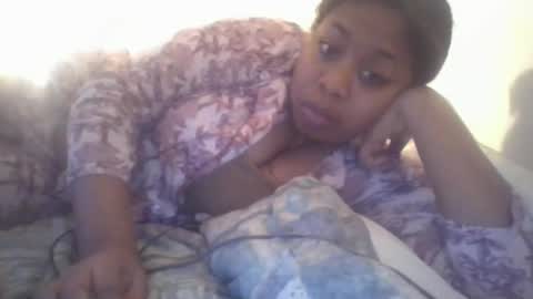Snapshot of angeliquebelcaliz chatting on 12, 3, 2025 angeliquebelcaliz online show from 12, 3, 2025