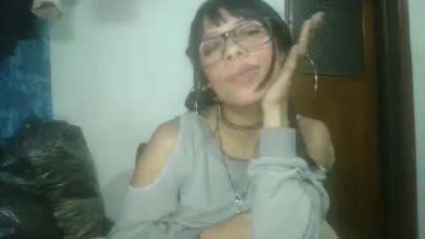 Snapshot of angelita_33 chatting on 17, 10, 2025 angelita_33 online show from 17, 10, 2025