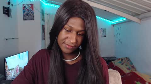 Snapshot of angell_dustt chatting on 25, 12, 2024 Danielle online show from 25, 12, 2024