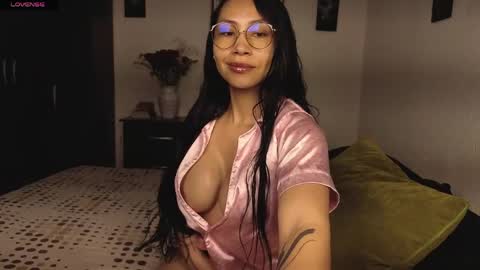  ANGELA ISABELLA  online show from 13, 4, 2026