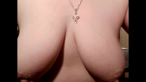 angelleah online show from 5, 10, 2025