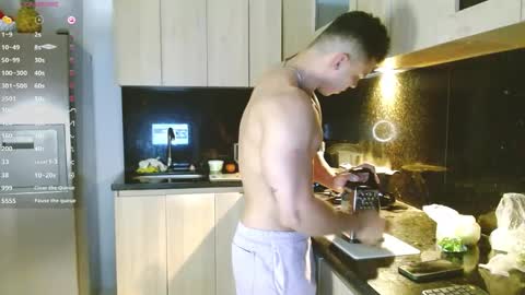 Angelm888-  online show from 27, 2, 2025