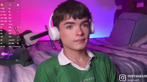 Angelo I work from home this is my room  online show from 27, 10, 2025