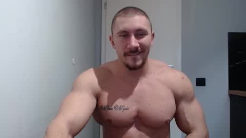 Snapshot of angelofit chatting on 3, 12, 2024  ------- SEX SHOW WITH GUYS AND GIRLS  MUSCLE SHOW online show from 3, 12, 2024