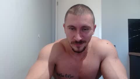 Snapshot of angelofit chatting on 5, 12, 2024  ------- SEX SHOW WITH GUYS AND GIRLS  MUSCLE SHOW online show from 5, 12, 2024