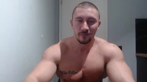 Snapshot of angelofit chatting on 5, 12, 2024  ------- SEX SHOW WITH GUYS AND GIRLS  MUSCLE SHOW online show from 5, 12, 2024