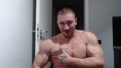 Snapshot of angelofit chatting on 9, 12, 2024  ------- SEX SHOW WITH GUYS AND GIRLS  MUSCLE SHOW online show from 9, 12, 2024