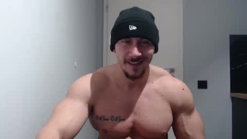 Snapshot of angelofit chatting on 9, 1, 2025  ------- SEX SHOW WITH GUYS AND GIRLS  MUSCLE SHOW online show from 9, 1, 2025