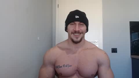 Snapshot of angelofit chatting on 11, 1, 2025  ------- SEX SHOW WITH GUYS AND GIRLS  MUSCLE SHOW online show from 11, 1, 2025