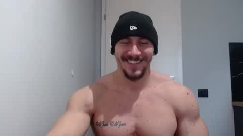 Snapshot of angelofit chatting on 23, 1, 2025  ------- SEX SHOW WITH GUYS AND GIRLS  MUSCLE SHOW online show from 23, 1, 2025