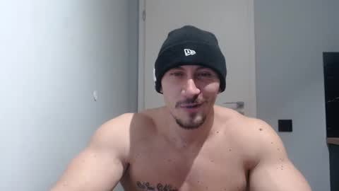 Snapshot of angelofit chatting on 3, 2, 2025  ------- SEX SHOW WITH GUYS AND GIRLS  MUSCLE SHOW online show from 3, 2, 2025