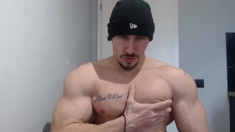 Snapshot of angelofit chatting on 4, 2, 2025  ------- SEX SHOW WITH GUYS AND GIRLS  MUSCLE SHOW online show from 4, 2, 2025