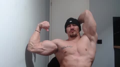 Snapshot of angelofit chatting on 11, 2, 2025  ------- SEX SHOW WITH GUYS AND GIRLS  MUSCLE SHOW online show from 11, 2, 2025