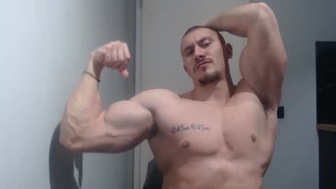 Snapshot of angelofit chatting on 20, 2, 2025  ------- SEX SHOW WITH GUYS AND GIRLS  MUSCLE SHOW online show from 20, 2, 2025