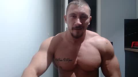 Snapshot of angelofit chatting on 30, 9, 2025  ------- SEX SHOW WITH GUYS AND GIRLS  MUSCLE SHOW online show from 30, 9, 2025