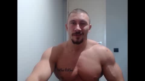 Snapshot of angelofit chatting on 14, 10, 2025  ------- SEX SHOW WITH GUYS AND GIRLS  MUSCLE SHOW online show from 14, 10, 2025
